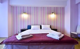 Sunny Luxury Apartment 2
